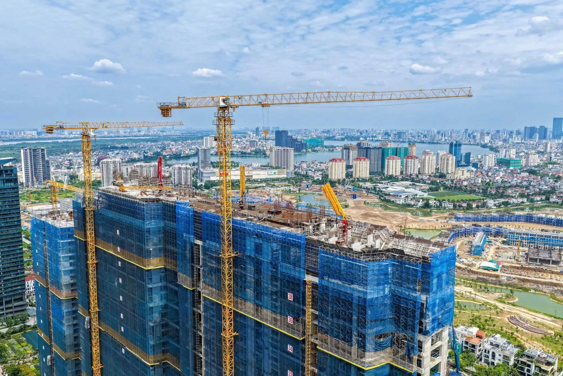 Site photograph of Noble Crystal Tay Ho, Ciputra, Tay Ho, Hanoi